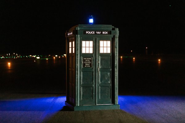 WNZ_Doctor Who_Tardis_Hero